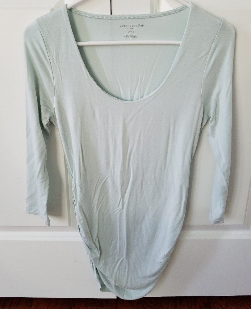 A pea in the pod matrrnity top sz small